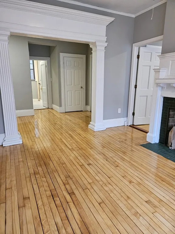 4 bed, 1 bath apartment for rent at 59 Brighton Ave Unit 1, Allston — photo 7 of 15