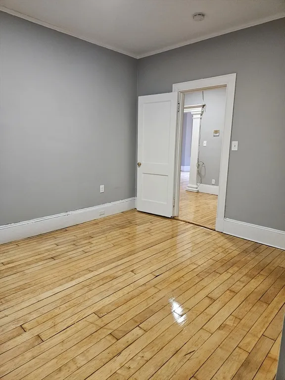 4 bed, 1 bath apartment for rent at 59 Brighton Ave Unit 1, Allston — photo 4 of 15