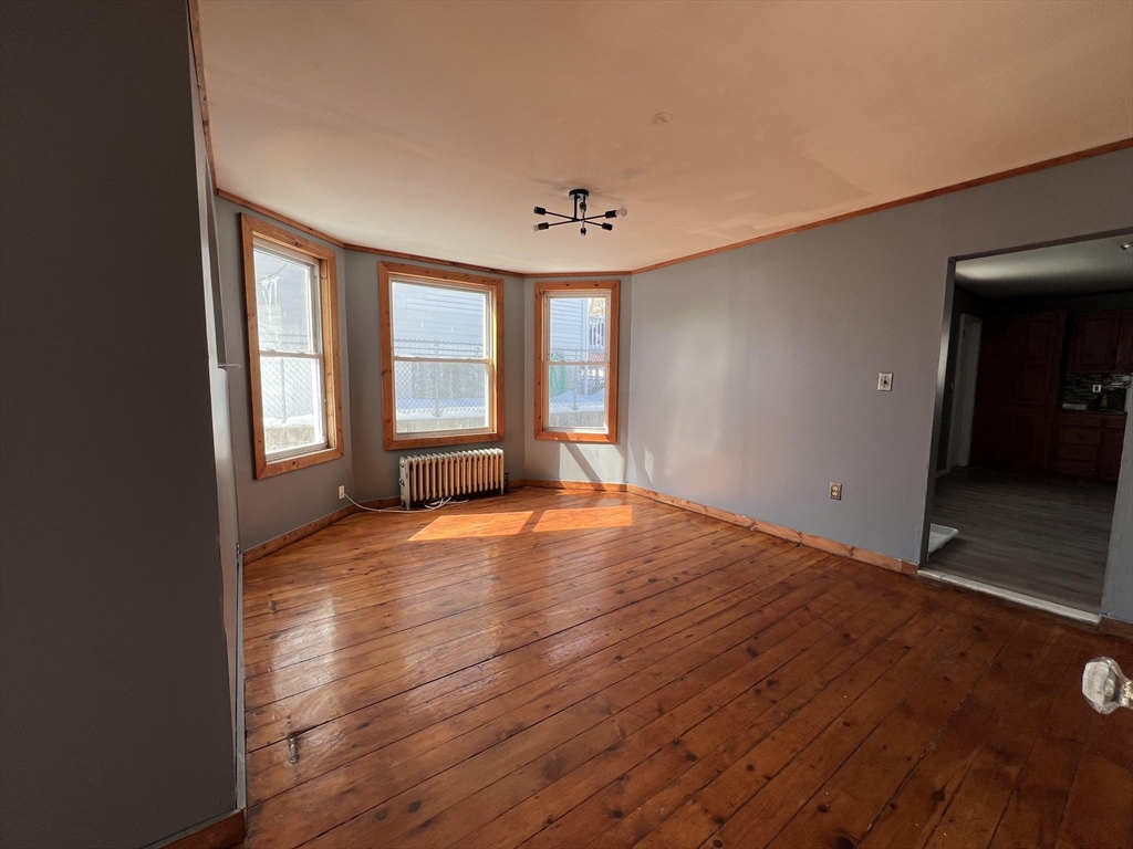 3 bed, 3 bath apartment for rent at 59 Butler St Unit 59, Lawrence — photo 6 of 15