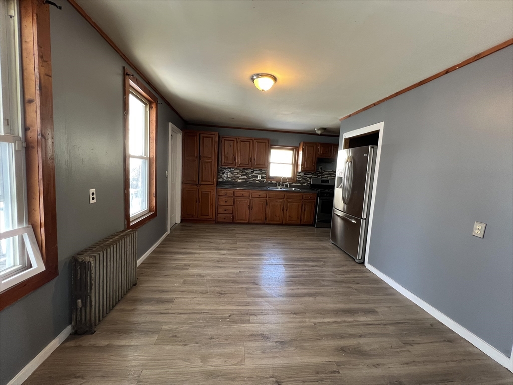 3 bed, 3 bath apartment for rent at 59 Butler St Unit 59, Lawrence — photo 10 of 15