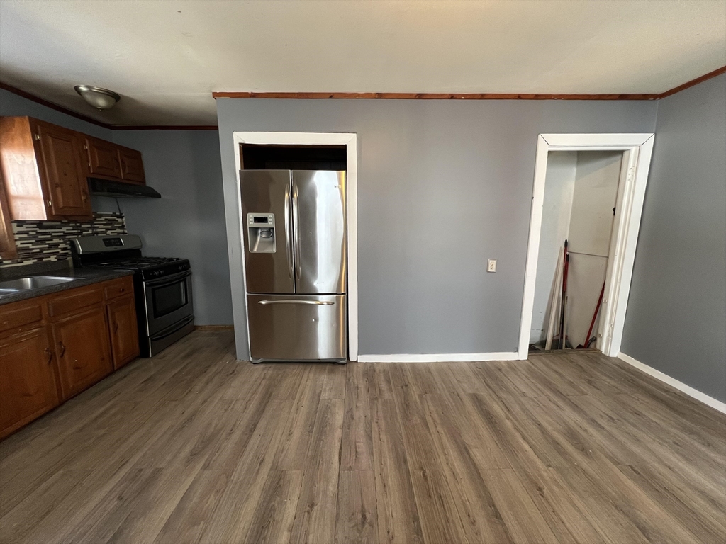 3 bed, 3 bath apartment for rent at 59 Butler St Unit 59, Lawrence — photo 11 of 15