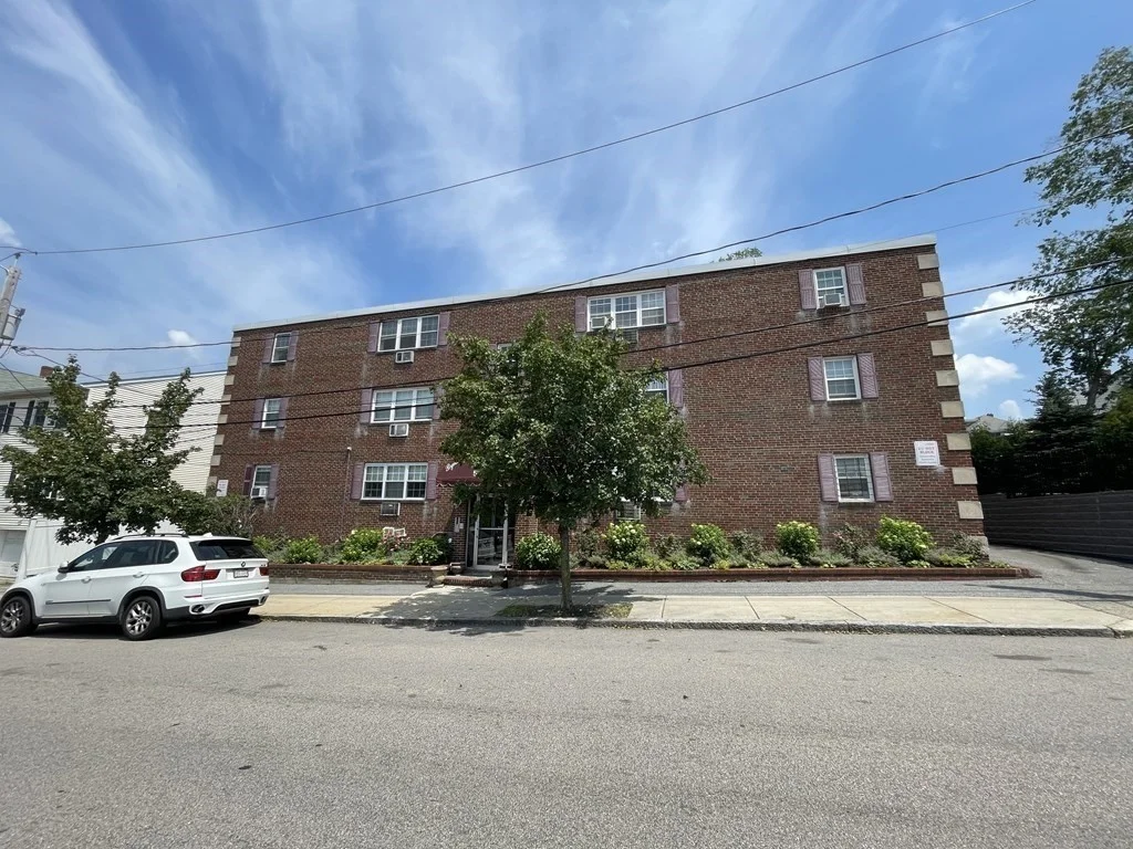 2 bed, 1 bath apartment for rent at 59 Bynner St Unit 4, Jamaica Plain — photo 12 of 12
