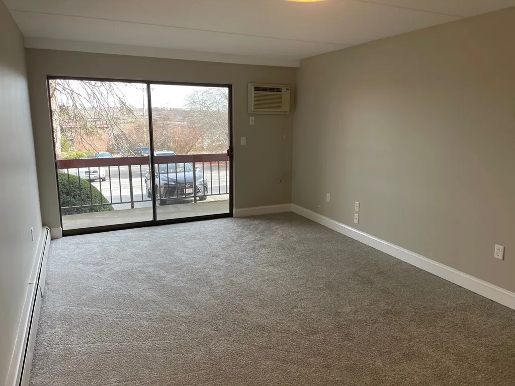 1 bed, 1 bath apartment for rent at 59 Cambridge Rd Unit 108, Woburn — photo 3 of 11