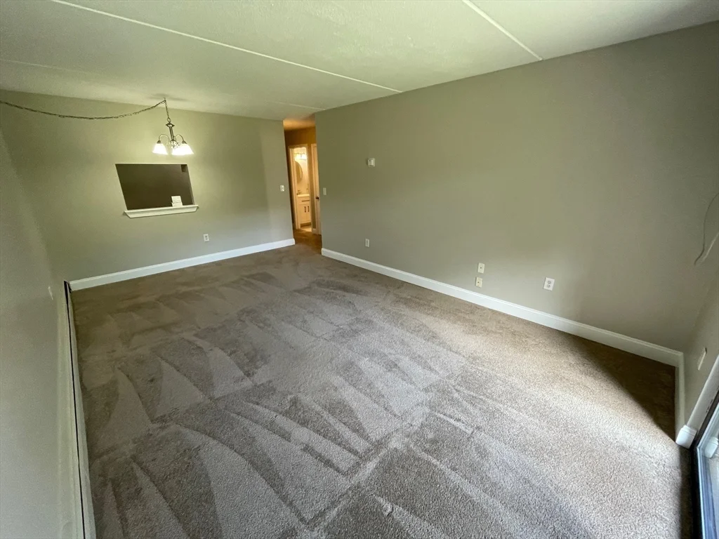 1 bed, 1 bath apartment for rent at 59 Cambridge Rd Unit 214, Woburn — photo 4 of 11