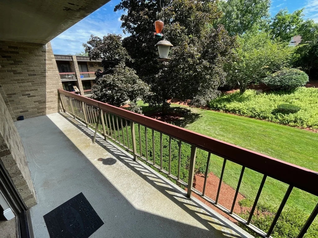 1 bed, 1 bath apartment for rent at 59 Cambridge Rd Unit 214, Woburn — photo 10 of 11