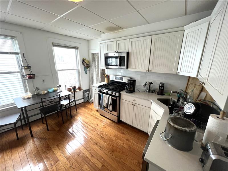 3 bed, 1 bath apartment for rent at 59 Cedar St Unit 3, Spring Hill — photo 3 of 18