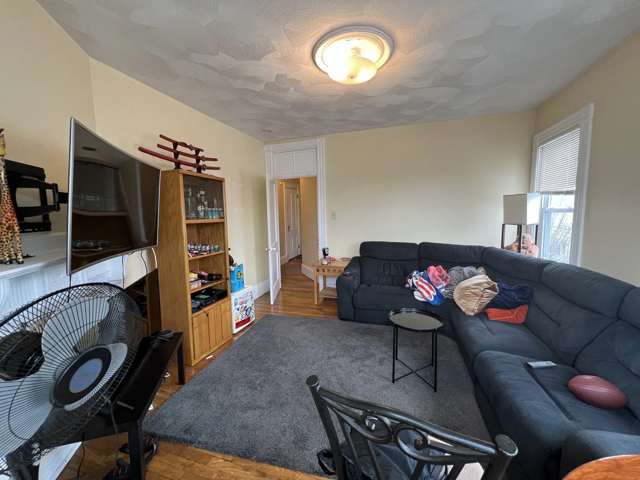 3 bed, 1 bath apartment for rent at 59 Cedar St Unit 3L, Spring Hill