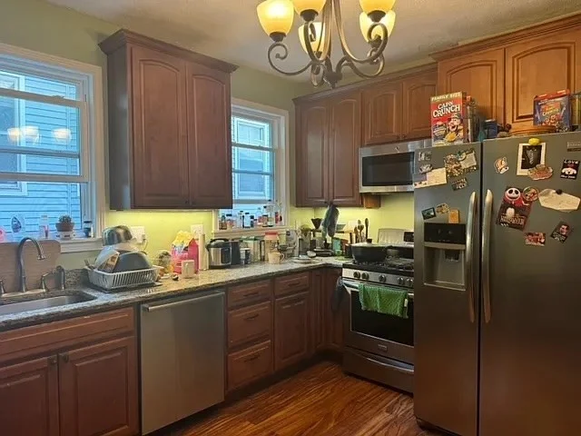 3 bed, 1 bath apartment for rent at 59 Centre St Unit 2, Dorchester — photo 2 of 11