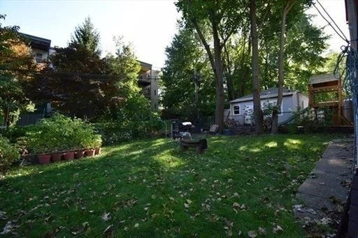 3 bed, 1 bath apartment for rent at 59 Centre St Unit PH, Dorchester — photo 12 of 13