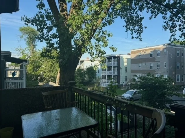 3 bed, 1 bath apartment for rent at 59 Centre St Unit PH, Dorchester — photo 11 of 13