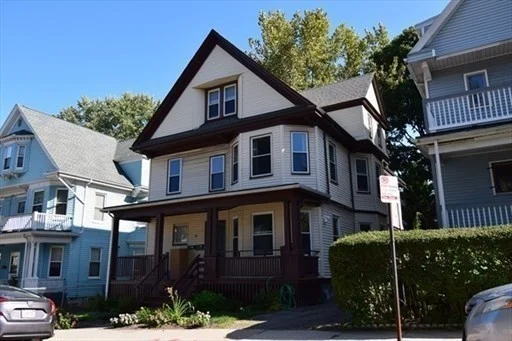 3 bed, 1 bath apartment for rent at 59 Centre St Unit PH, Dorchester — photo 13 of 13
