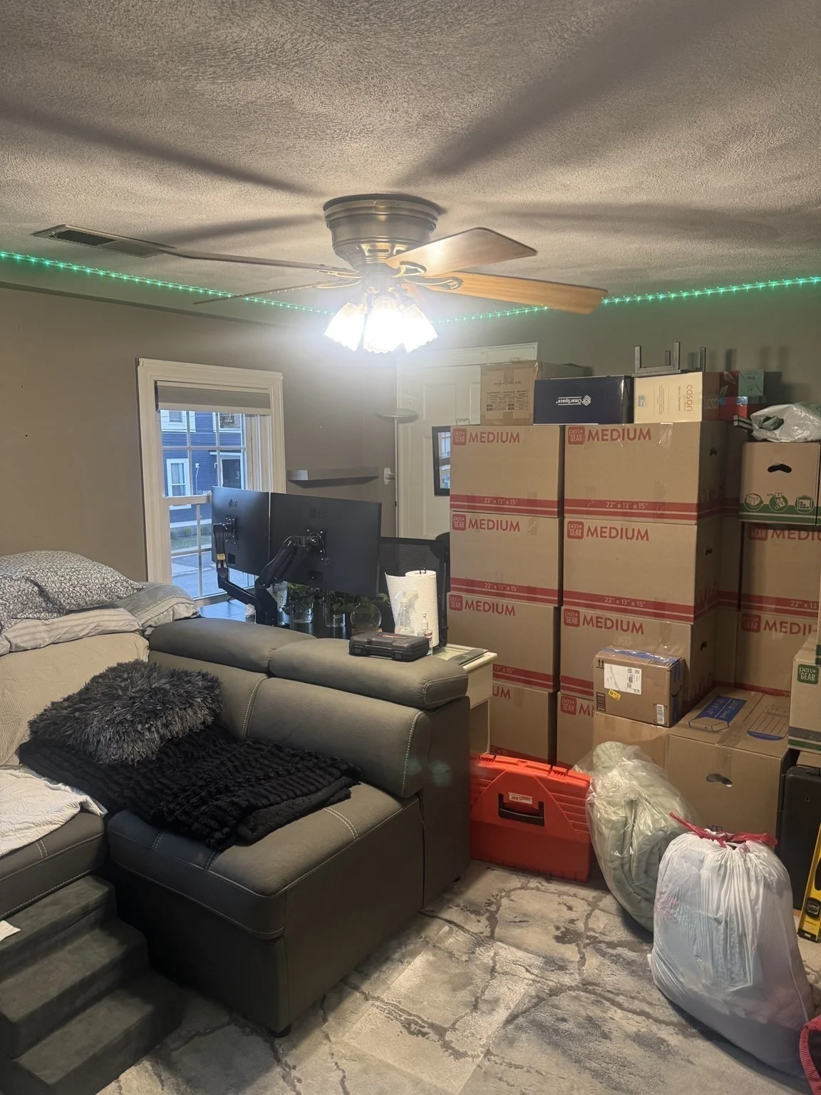 1 bed, 1 bath apartment for rent at 59 Chestnut St Unit 2, Saugus — photo 18 of 20