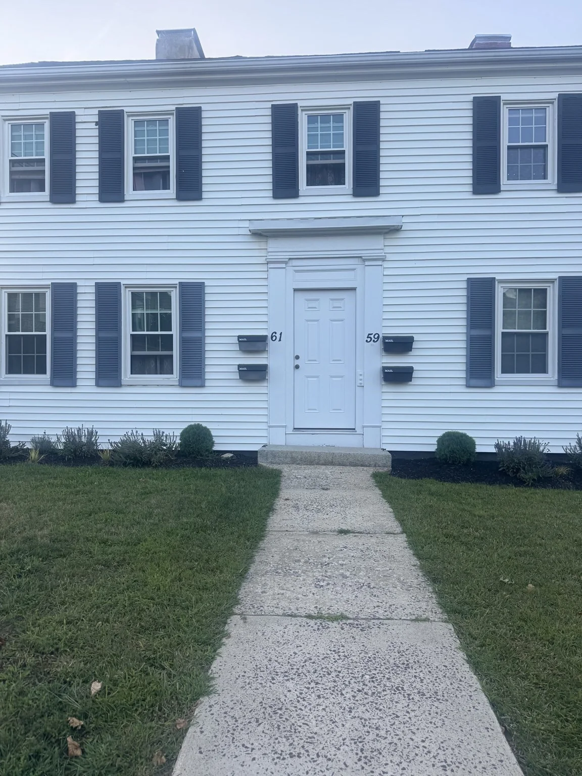 1 bed, 1 bath apartment for rent at 59 Chestnut St Unit 2, Saugus — photo 1 of 20