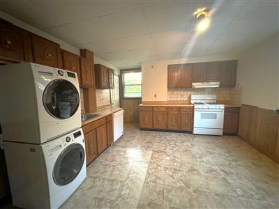 1 bed, 1 bath apartment for rent at 59 Clarendon Ave Unit 2, Teele Square — photo 1 of 4