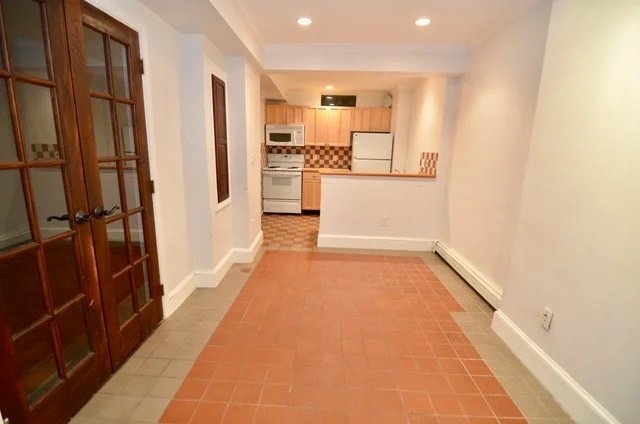 1 bed, 1 bath apartment for rent at 59 Clarendon St Unit 1, South End — photo 4 of 24