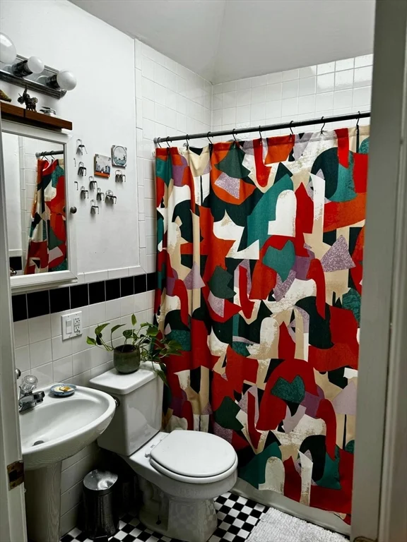 2 bed, 1 bath apartment for rent at 59 Clarendon St Unit 5, South End — photo 8 of 9