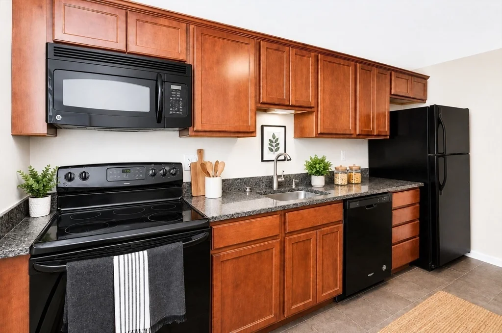 1 bed, 1 bath apartment for rent at 59 Colborne Rd Unit 2, Brighton — photo 4 of 13
