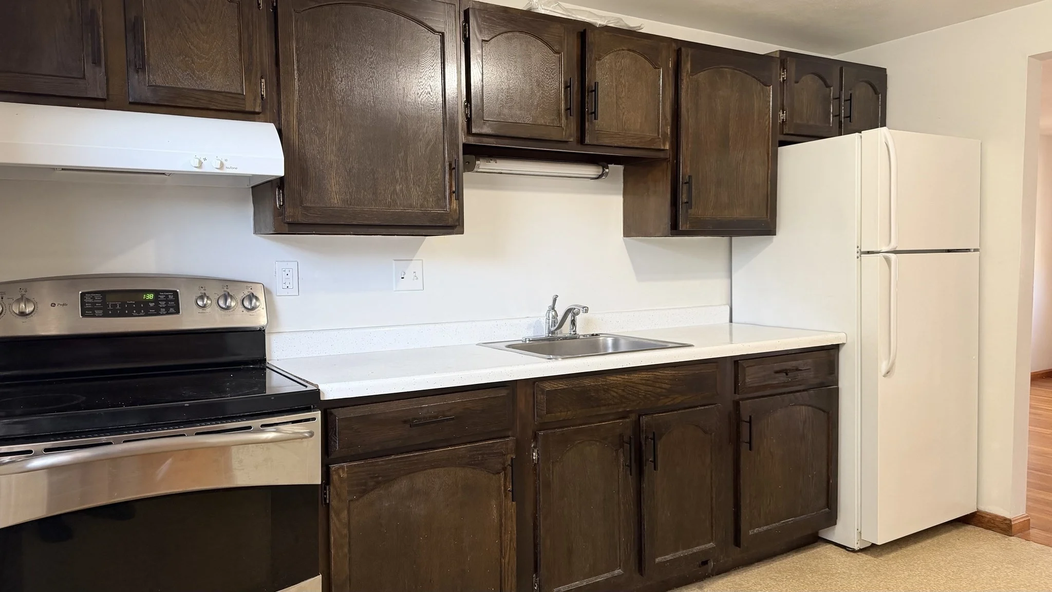 2 bed, 1 bath apartment for rent at 59 Commercial St Unit 4, Marblehead — photo 12 of 23