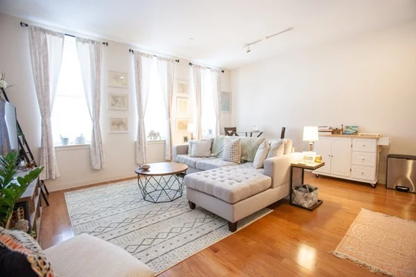 1 bed, 1 bath apartment for rent at 59 Cooper St Unit 4B, North End