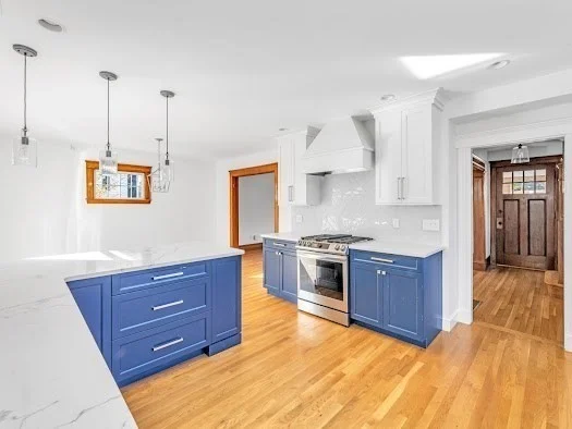 4 bed, 1 bath apartment for rent at 59 Crest St, West Roxbury — photo 9 of 23