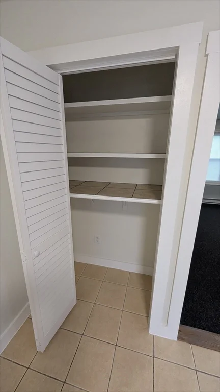 1 bed, 1 bath apartment for rent at 59 Davis Unit 2 North, Fall River — photo 5 of 15