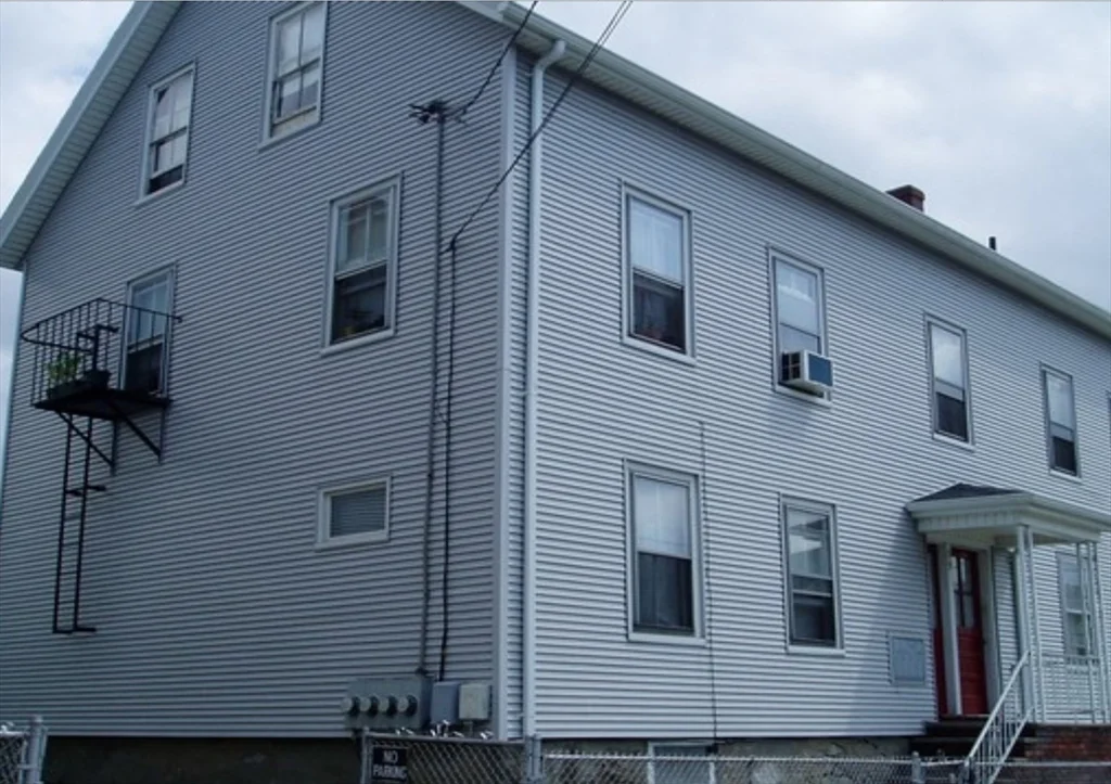 1 bed, 1 bath apartment for rent at 59 Davis Unit 2 North, Fall River — photo 14 of 15