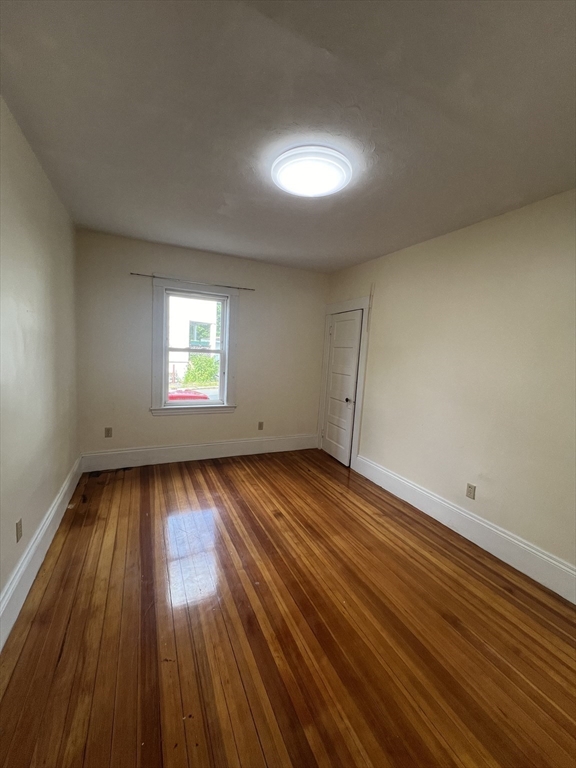 3 bed, 1 bath apartment for rent at 59 Dewey Rd Unit 1, Braintree — photo 5 of 27