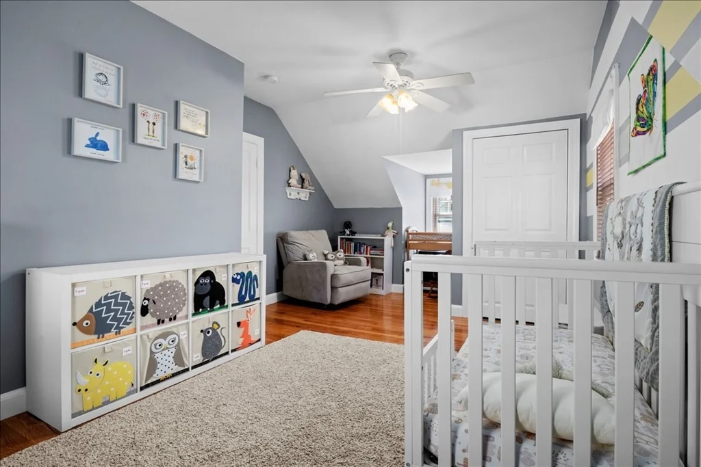 3 bed, 2 bath apartment for rent at 59 Dresser Ave, Ashcroft — photo 33 of 42