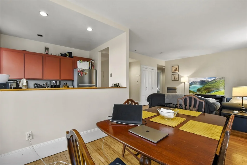 2 bed, 1 bath apartment for rent at 59 E Springfield Unit 2, South End — photo 8 of 22