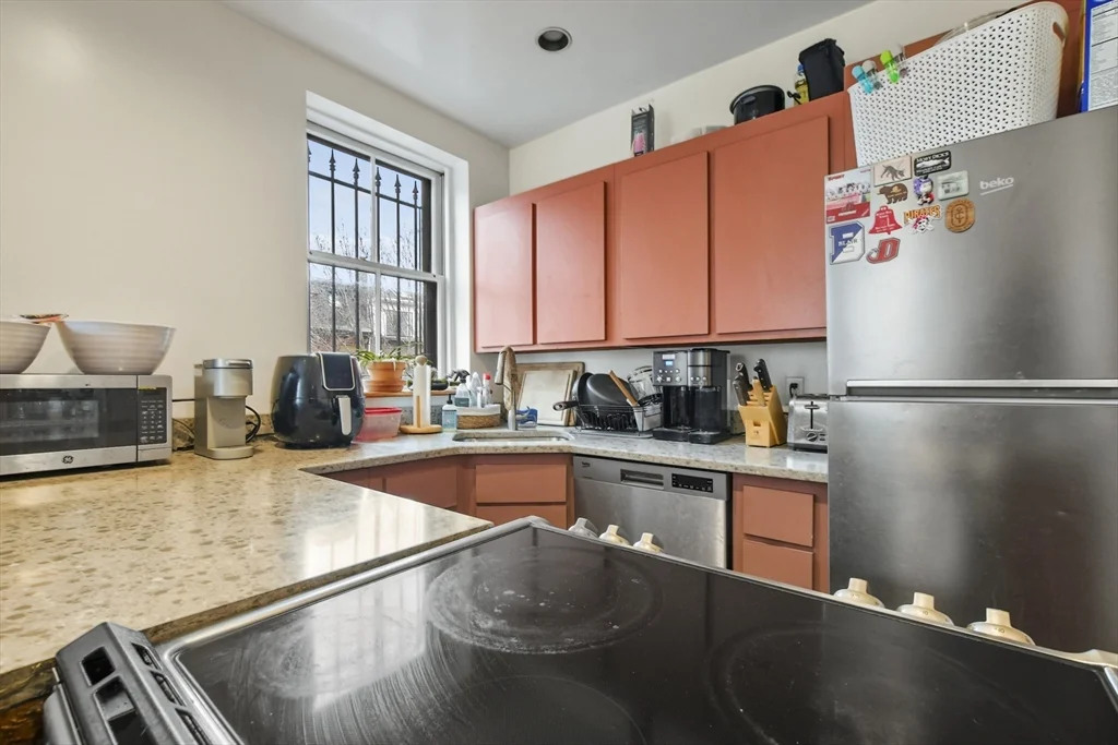 2 bed, 1 bath apartment for rent at 59 E Springfield Unit 2, South End — photo 19 of 22