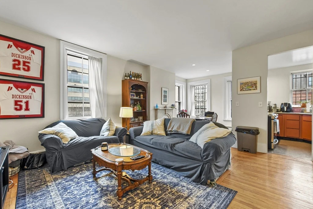 2 bed, 1 bath apartment for rent at 59 E Springfield Unit 2, South End — photo 1 of 22