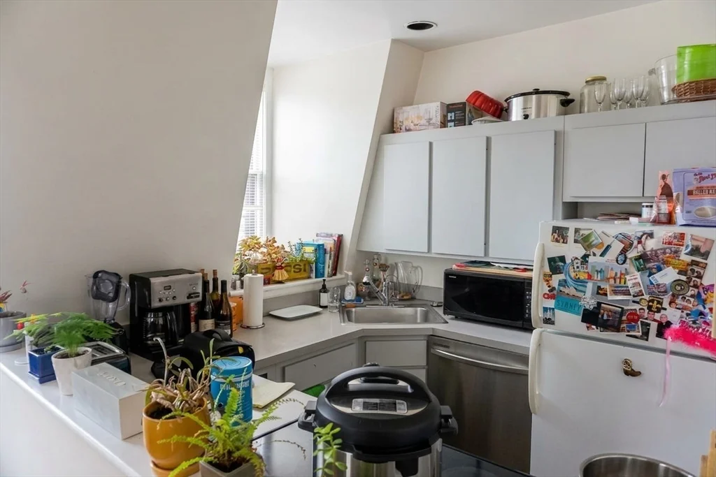 2 bed, 1 bath apartment for rent at 59 East Springfield St Unit 3, South End — photo 6 of 10