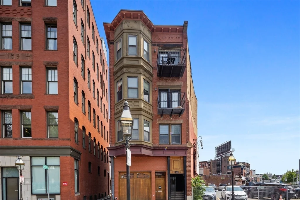 3 bed, 2 bath apartment for rent at 59 Endicott St Unit 7, North End — photo 18 of 19