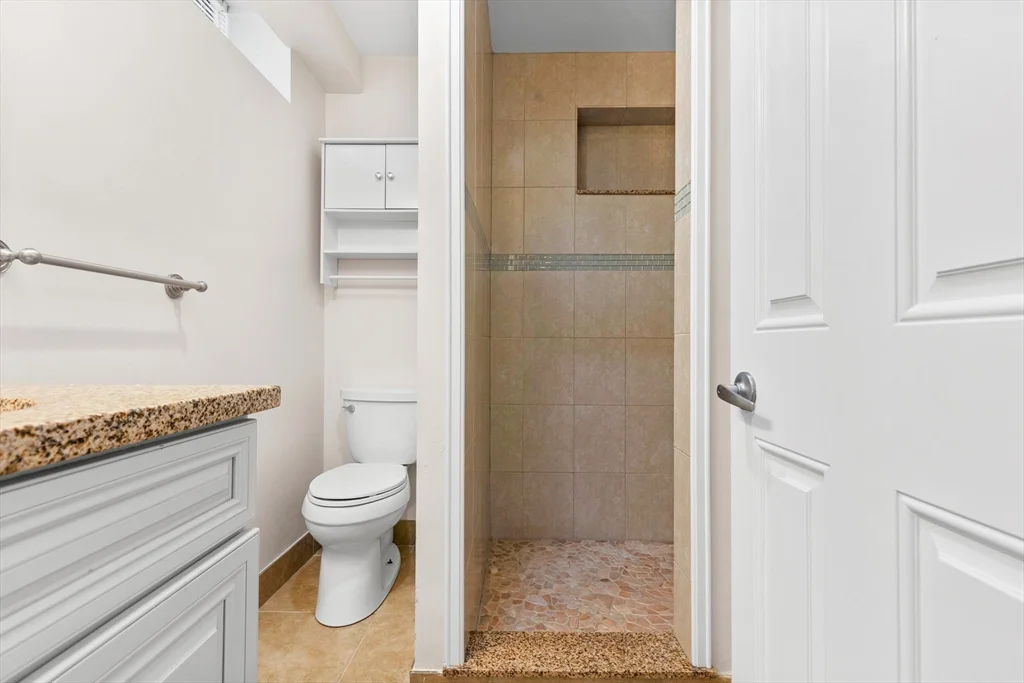 3 bed, 2 bath apartment for rent at 59 Endicott St Unit 7, North End — photo 15 of 19