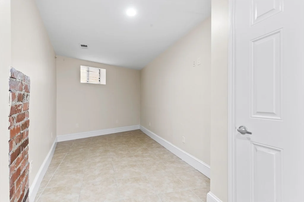 3 bed, 2 bath apartment for rent at 59 Endicott St Unit 7, North End — photo 9 of 19