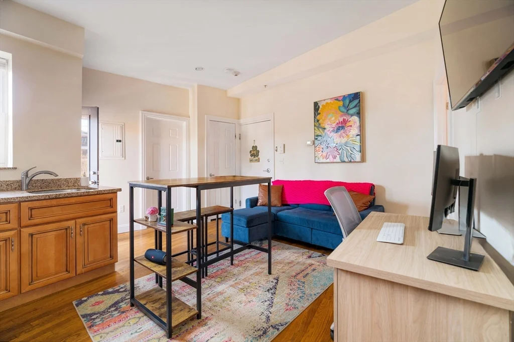 2 bed, 1 bath apartment for rent at 59 Endicott Unit 6, North End — photo 10 of 19