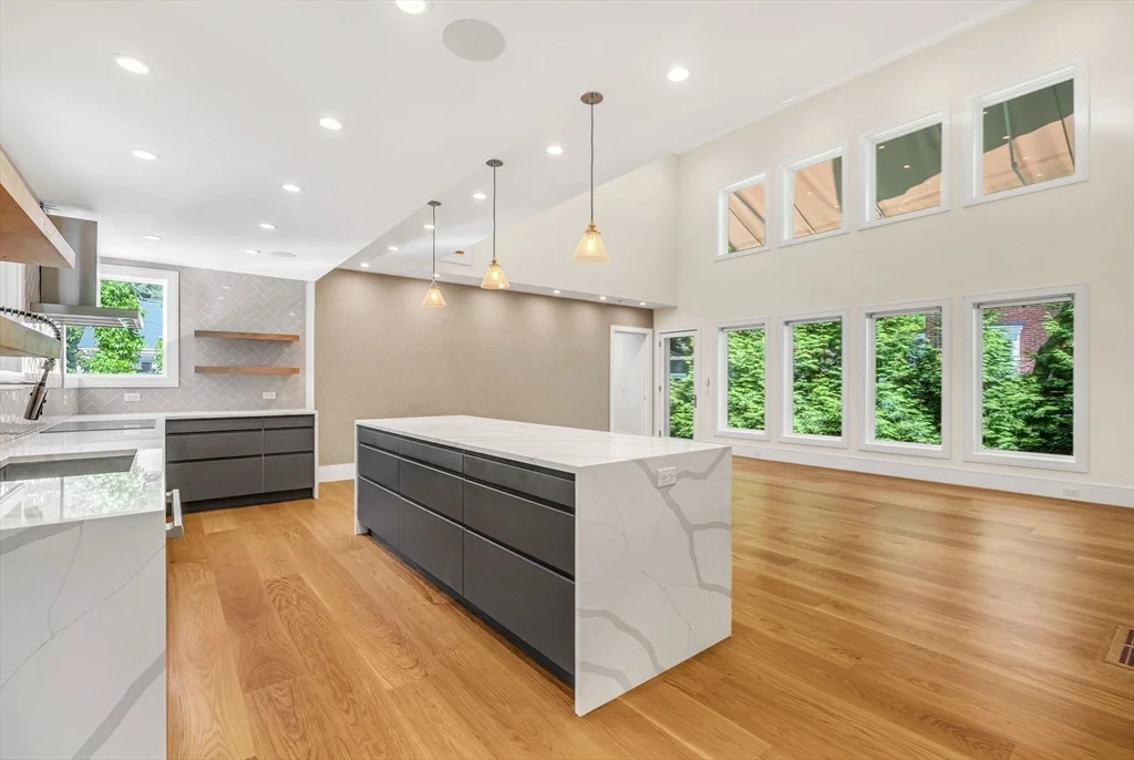 4 bed, 4+ bath apartment for rent at 59 Fresh Pond Ln, West Cambridge — photo 6 of 32