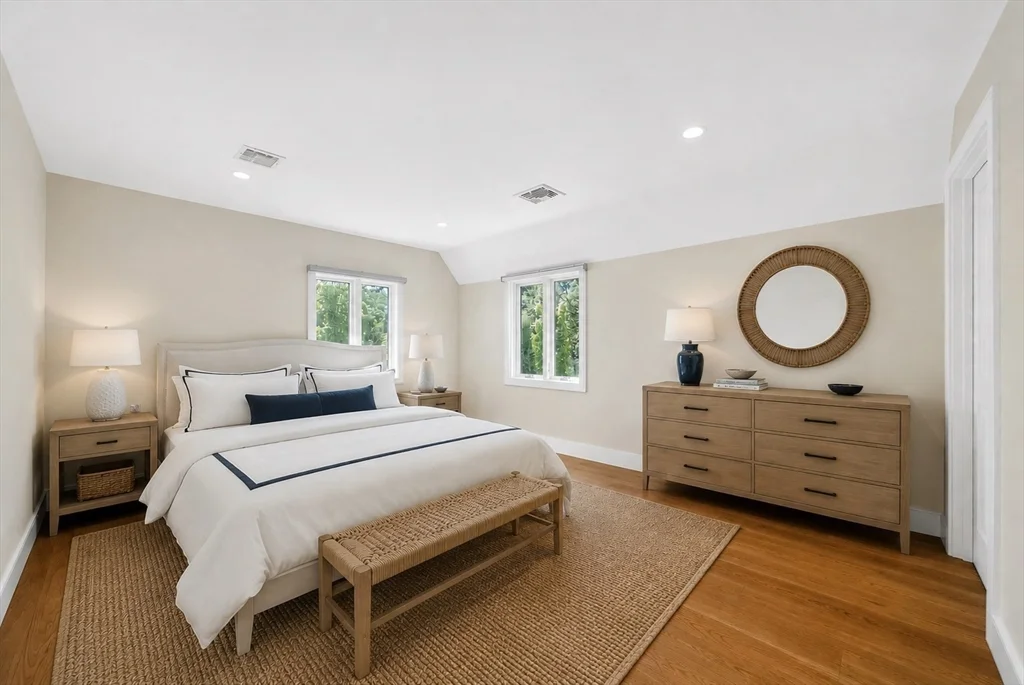 4 bed, 4+ bath apartment for rent at 59 Fresh Pond Ln, West Cambridge — photo 22 of 32
