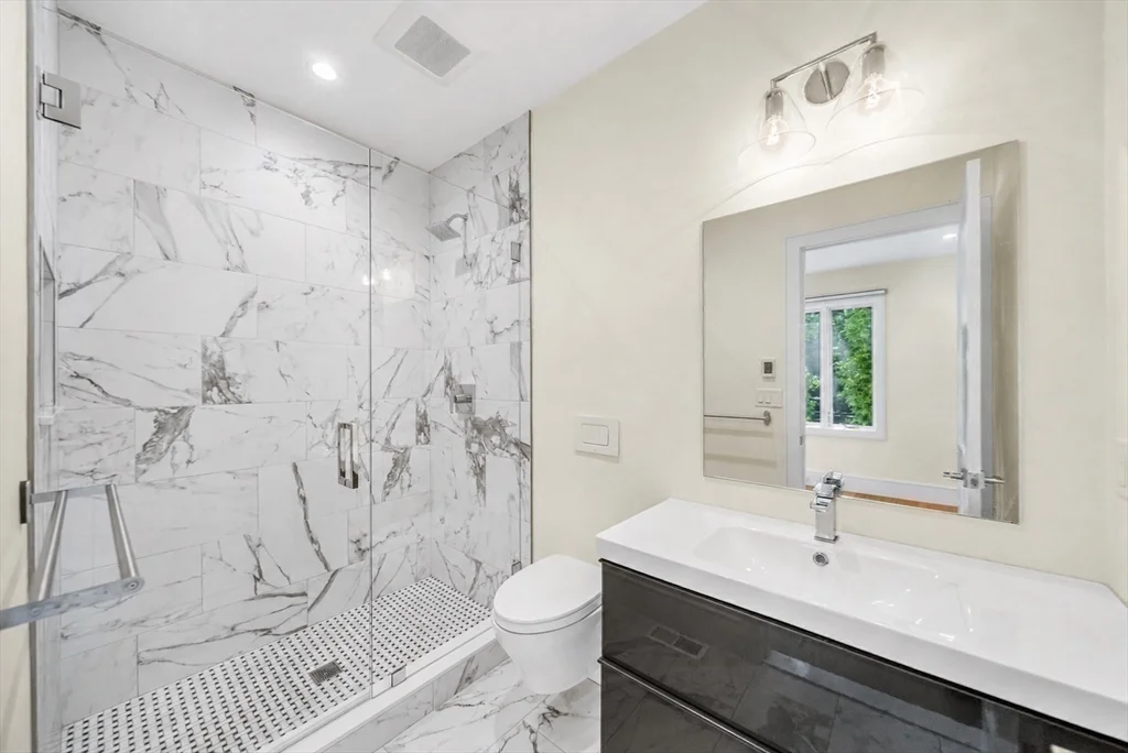 4 bed, 4+ bath apartment for rent at 59 Fresh Pond Ln, West Cambridge — photo 16 of 32