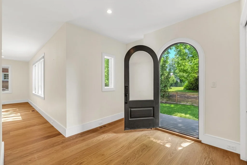 4 bed, 4+ bath apartment for rent at 59 Fresh Pond Ln, West Cambridge — photo 12 of 32