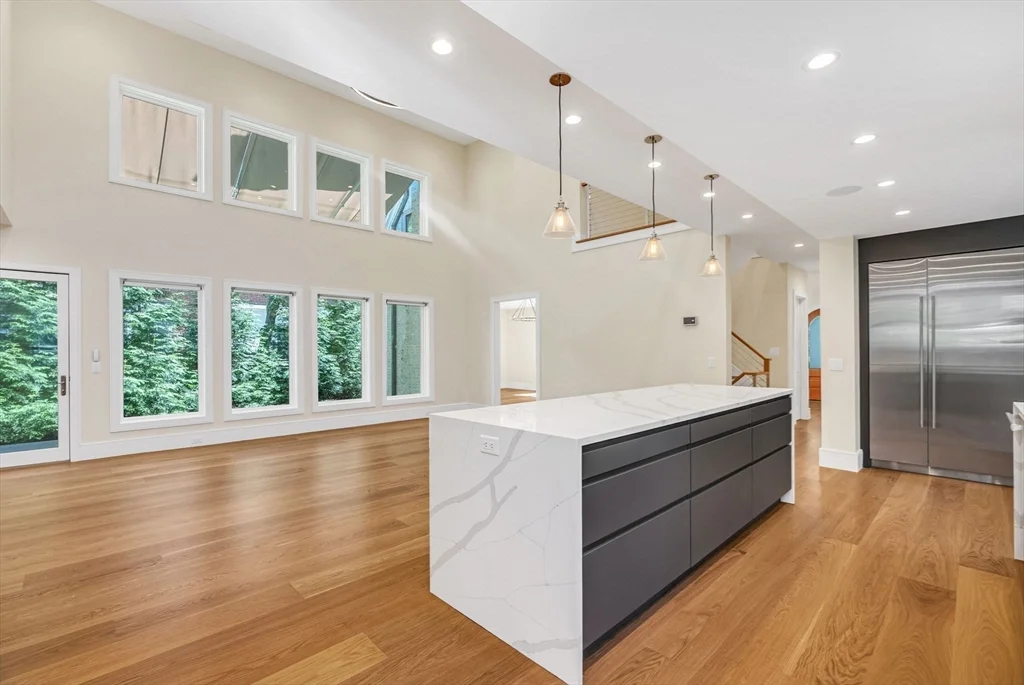4 bed, 4+ bath apartment for rent at 59 Fresh Pond Ln, West Cambridge — photo 8 of 32