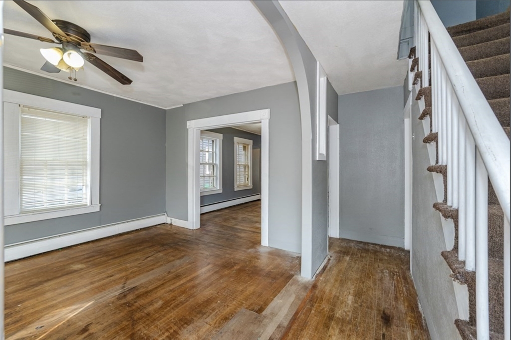 4 bed, 2 bath apartment for rent at 59 Fulton St, Lowell — photo 2 of 13
