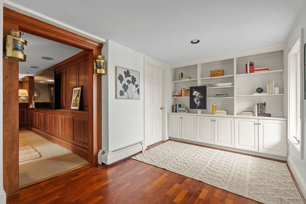 5 bed, 3 bath apartment for rent at 59 Harbor Ave, Marblehead Neck — photo 33 of 38