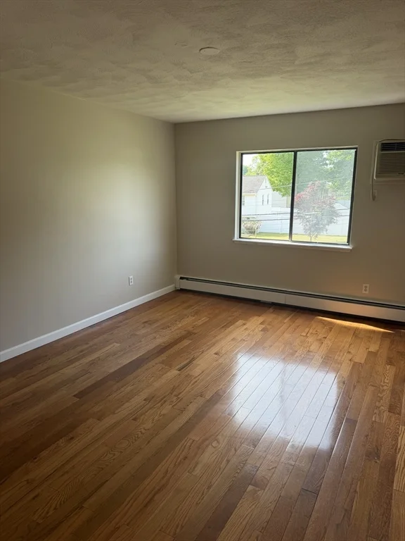 2 bed, 1 bath apartment for rent at 59 Highland Glen Dr Unit 318, Randolph — photo 6 of 10