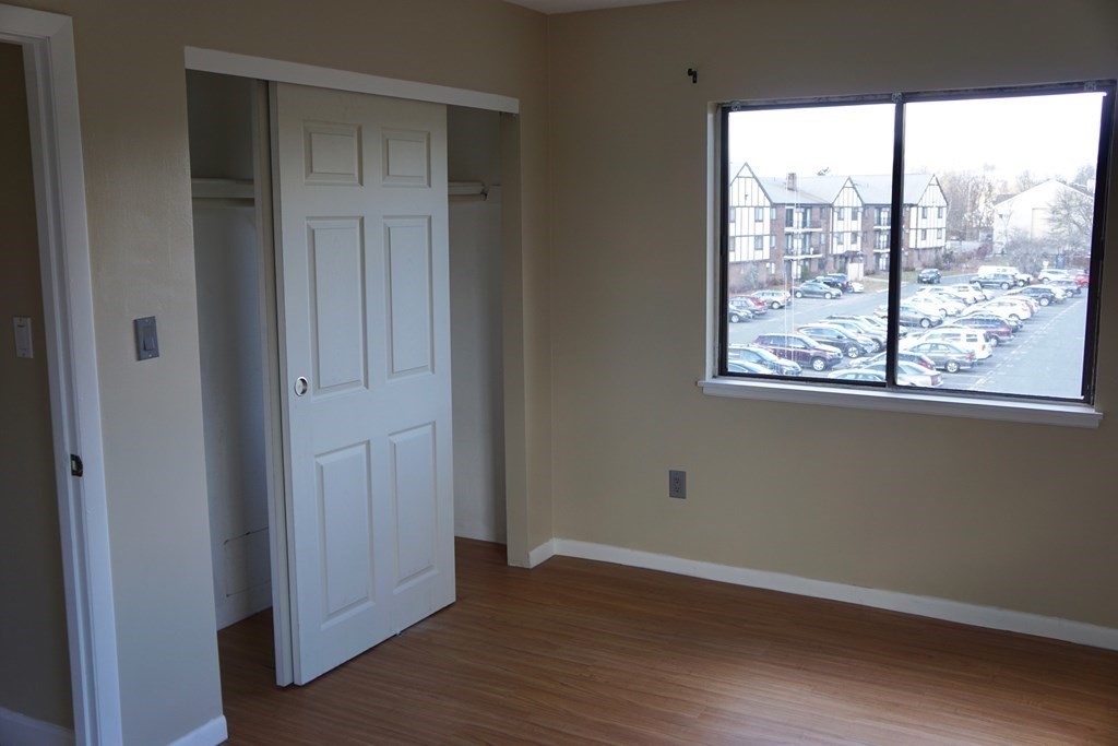2 bed, 1 bath apartment for rent at 59 Highland Glen Dr Unit 325, Randolph — photo 6 of 11