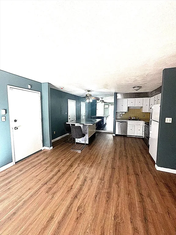 2 bed, 1 bath apartment for rent at 59 Highland Glen Dr Unit 322, Randolph — photo 10 of 11