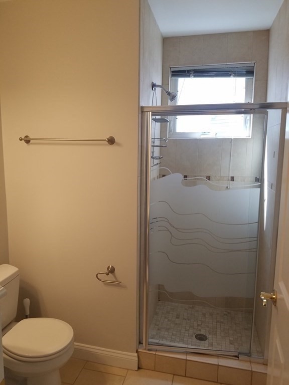2 bed, 2 bath apartment for rent at 59 Howard St Unit 2, Riverside — photo 8 of 12