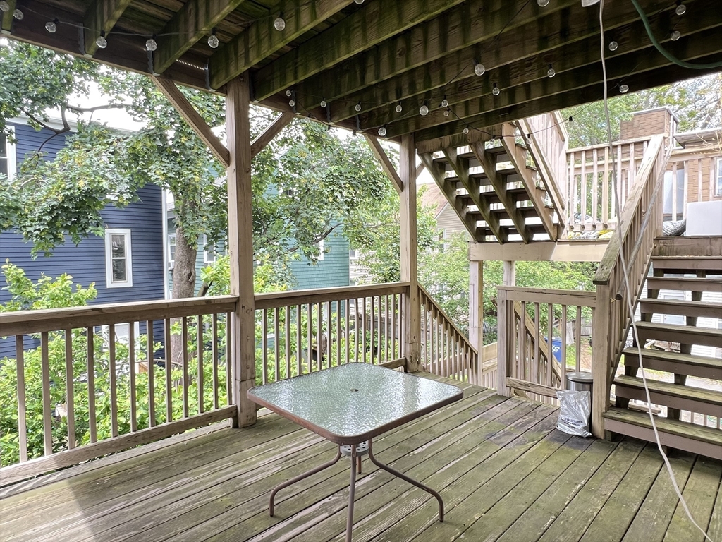 2 bed, 2 bath apartment for rent at 59 Howard St Unit 2, Riverside — photo 11 of 12