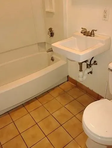 1 bed, 1 bath apartment for rent at 59 South Huntington Ave Unit 8, Back Bay — photo 4 of 4