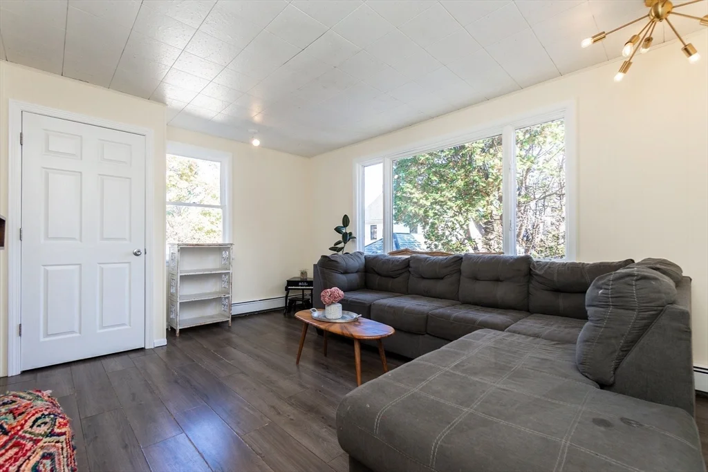 4 bed, 2 bath apartment for rent at 59 Langdon Ave, East Watertown — photo 12 of 38